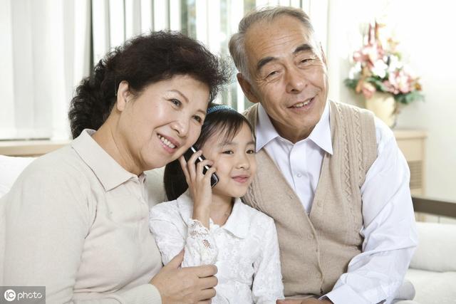 这4句话，是很多老人常爱说的，却会成为孩子成才的＂绊脚石＂