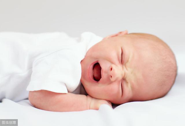 宝宝睡眠不踏实就是缺钙吗？排查原因，发现另有隐情，爸妈别大意