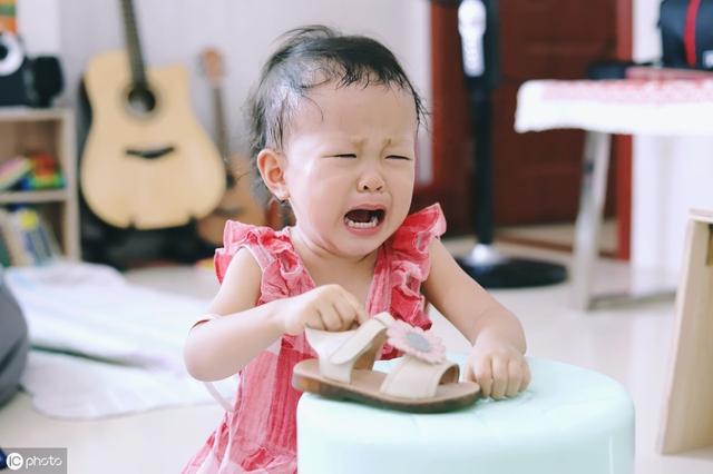 从这个月开始，就要让宝宝学习”自我镇静”了