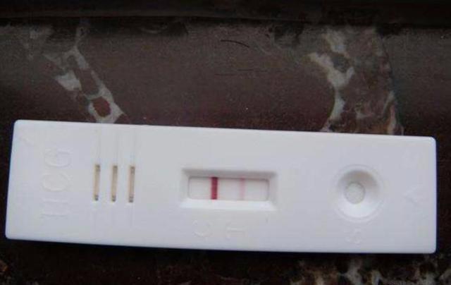验孕时，显示一深一浅，并不一定是怀上了