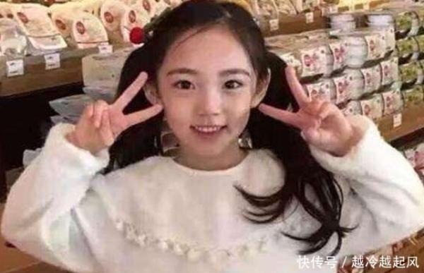 12岁的小女孩, 从小每天化妆, 到了现在后果严重