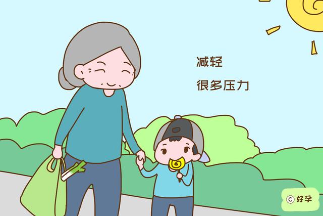 两个孩子这样的年龄差，家长照顾相对比较轻松，不然欲哭无泪