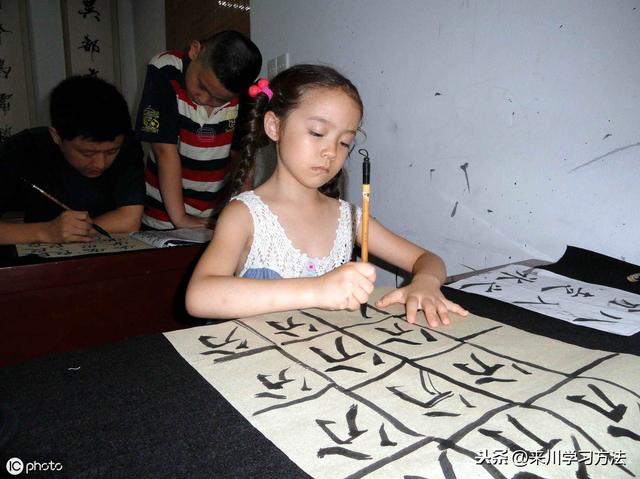 北大教授提醒：要想孩子长大有出息，父母要常把“三不准”挂嘴边
