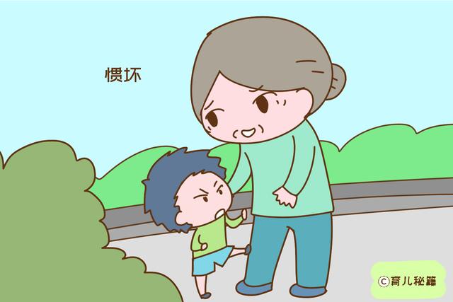 明明孩子很缺爱，父母却害怕把他惯坏，家长别让无知伤了孩子