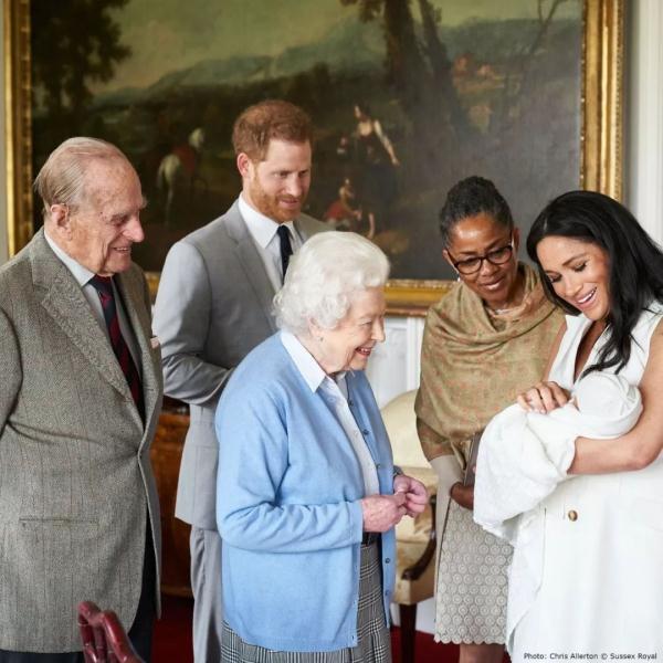 英国新晋王室宝贝叫阿奇！王子公主的名字原来是这样取的……