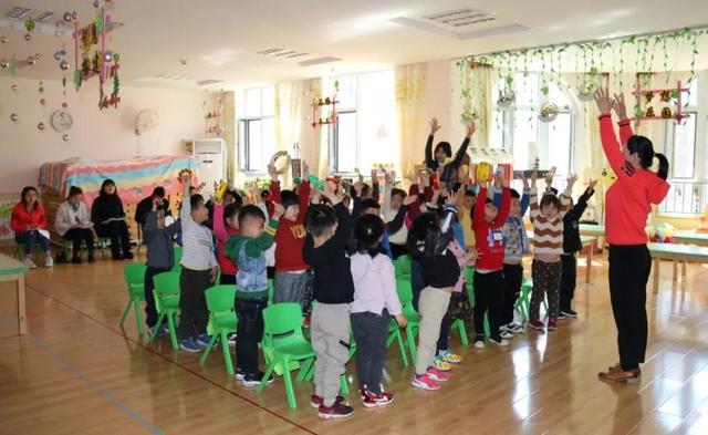 诸城市实验幼儿园举行2019年艺术领域同课异构活动