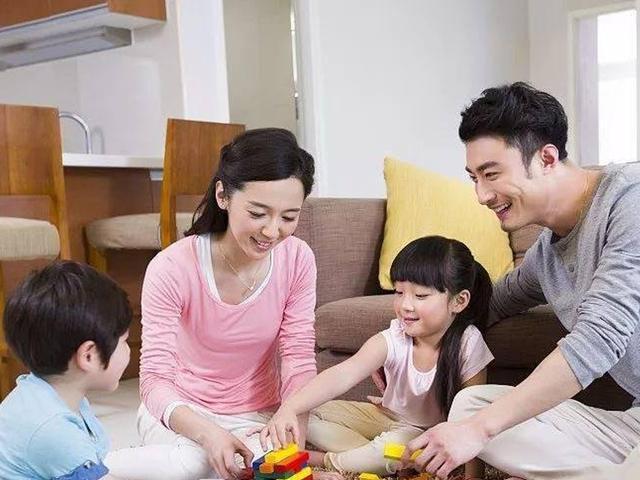 小孩子的情商能高到什么程度，宝妈：把一家人哄的嘴合不上