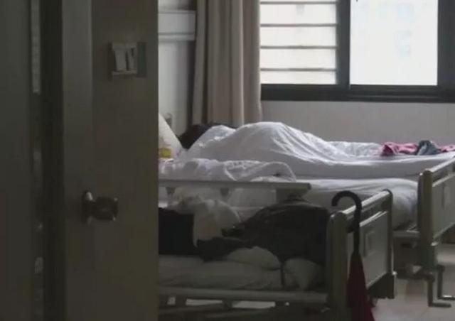 女子怀孕3个月，子宫却是空的！医生一检查，吓坏了！