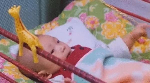 30年前的一部国产科幻片, 有多少人还能记得一名叫“贝贝”的孩子