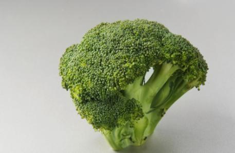 注意！这些常见的食物不适宜让宝宝多吃