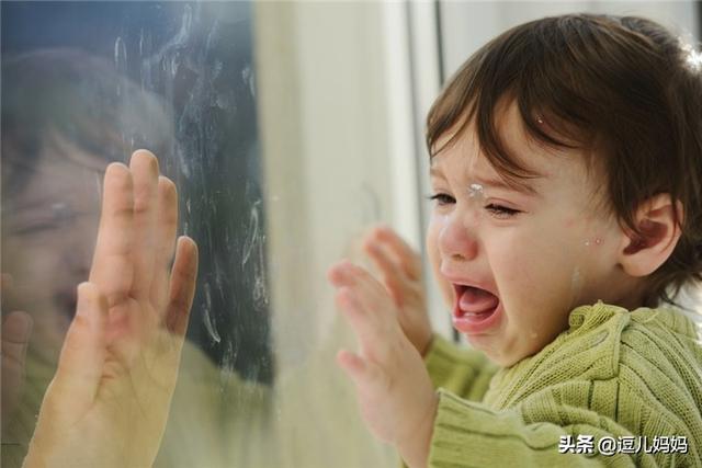 遇事总说“我不会”，第一个反叛期被忽视，孩子2岁才是培养关键