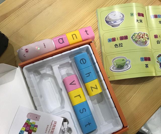 这款主打家庭场景的英语启蒙积木，走进课堂的可能性在哪？
