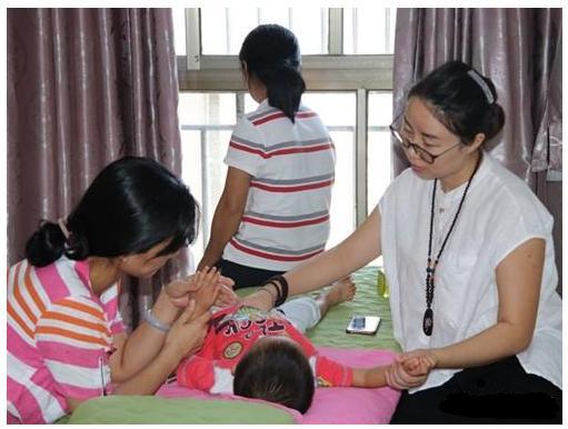 提醒家长：孩子脾胃弱，容易出现5种表现，5个方法调理脾胃