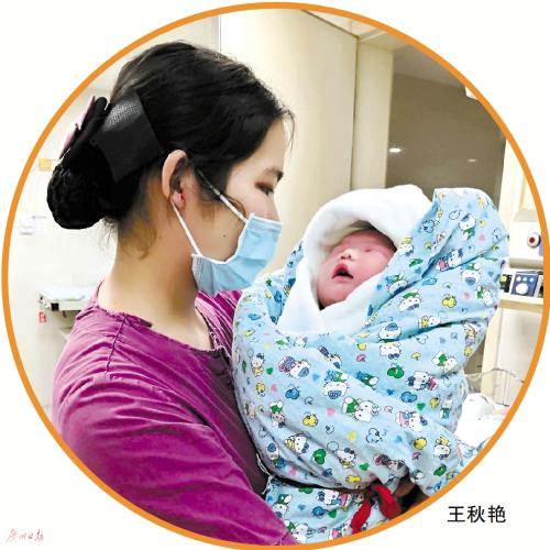 她们在忙碌中寻找快乐