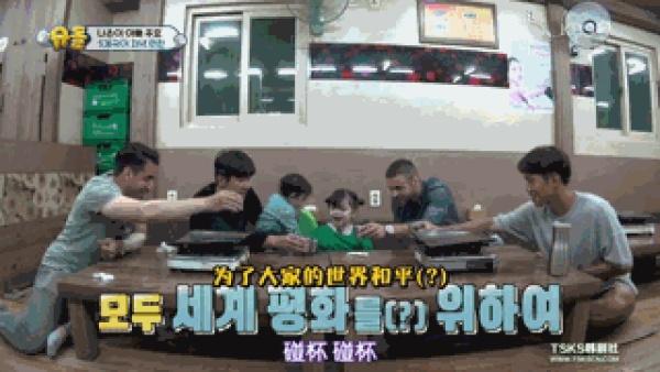 4岁混血萌娃懂4国语言，父母的教育观绝了！