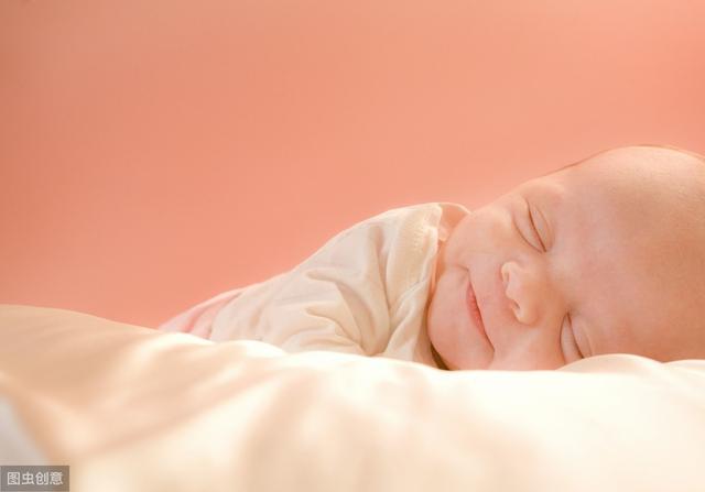 月嫂珍藏24首哄孩子睡觉的顺口溜，朗朗上口，5招助眠小贴士