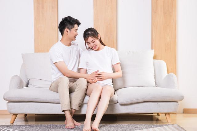 孕妈长时间玩手机对宝宝好吗？到底需不需要穿防辐射服呢?医师说