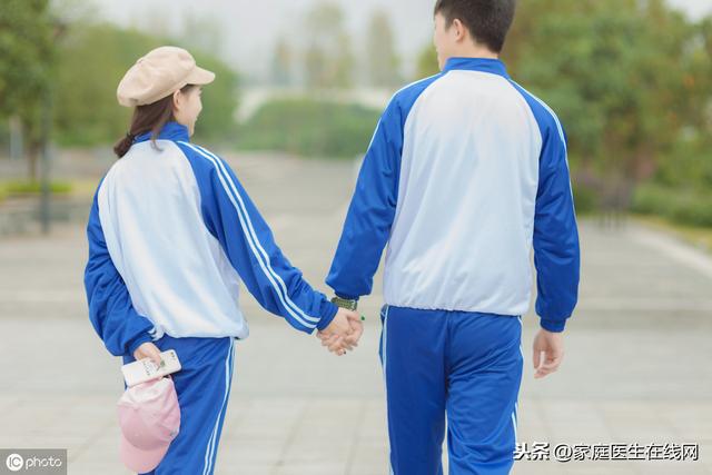 女人多少岁才发育成熟？医生劝告：行“事”不能早于这个时间
