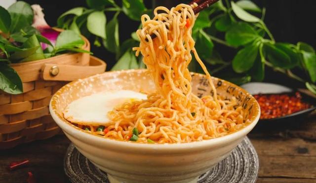 这六种零食被儿科医生列入“黑名单”，孩子再想吃家长也别纵容！