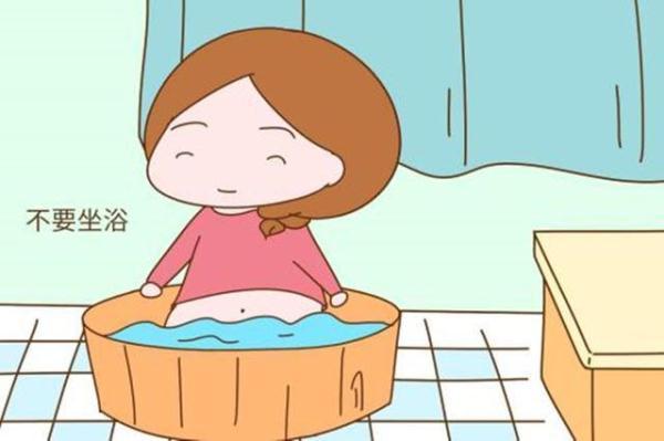 “妈妈，弟弟偷看你洗澡”，面对孩子的“好奇心”，父母别闪躲