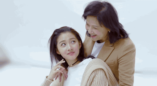 刚知道孕妇可以健身可以美，Ella告诉我们原来做妈妈还有这种痛