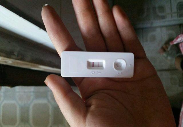 胎儿无胎心，孕妇检查后才知道宝宝是水泡，幸好能早发现