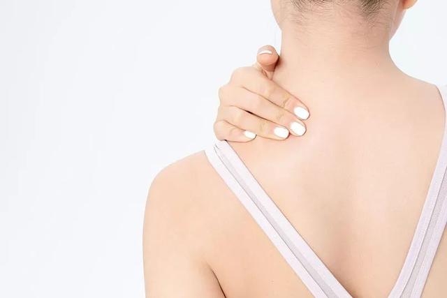一觉醒来脖子疼痛、僵硬,“落枕”了怎么办?