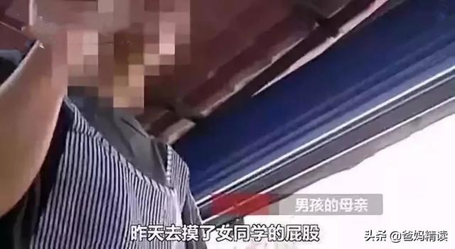 男孩穿内裤在路边蹲马步：父母教育孩子的方式会影响孩子一生