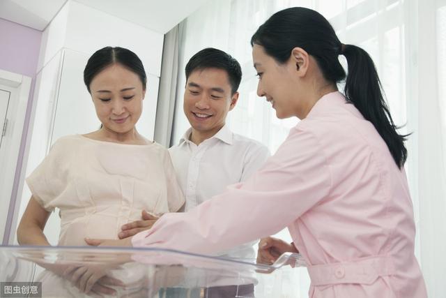 生完孩子的产妇，除了出现尿失禁，为什么下巴还掉了十几次？
