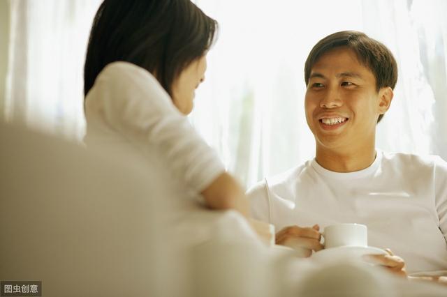 别大意！夫妻在家别当着孩子面做“这些”，影响和伤害你不可估量