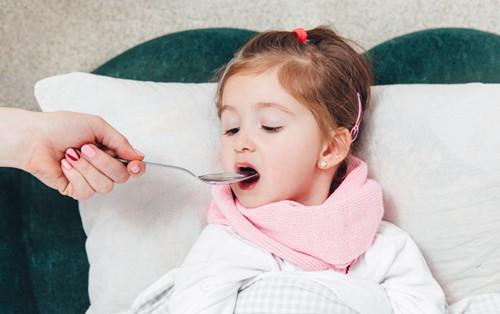 后悔！孩子一消化不良就吃健胃消食片，没想到却害了孩子……