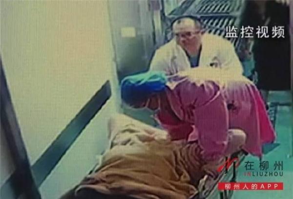 事迹｜产妇羊水破了！孕期医生跪着托举半小时，救回一条小生命……