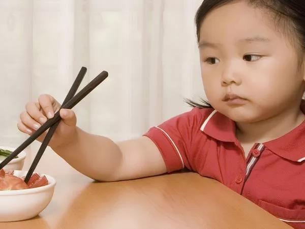 孩子出现5个症状，说明积食了！这个方子专门消食化积，健脾开胃