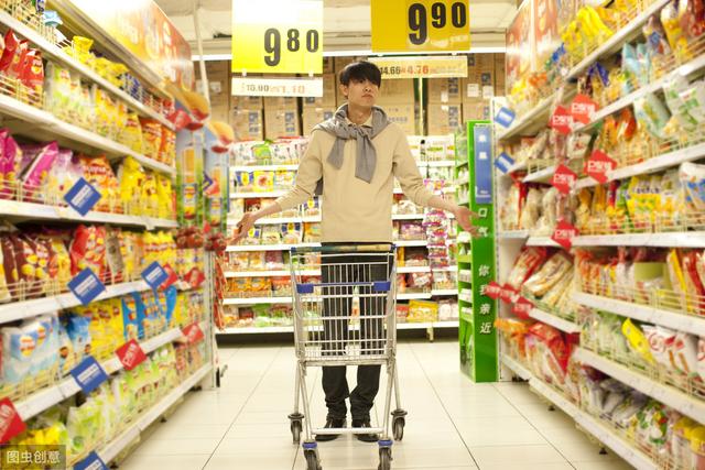 绝不给娃吃零食？发胖、龋齿、影响智力……1分钟看懂零食标签！