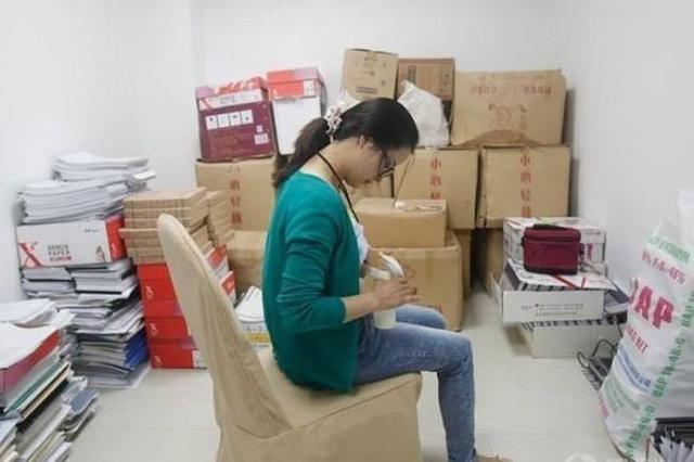 两位背奶妈妈讲述心酸哺乳之路，为让孩子吃到一口奶，到底有多难