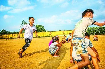 孩子长大想做领导吗？从小培养成“领头羊”，家长要重视这4点。