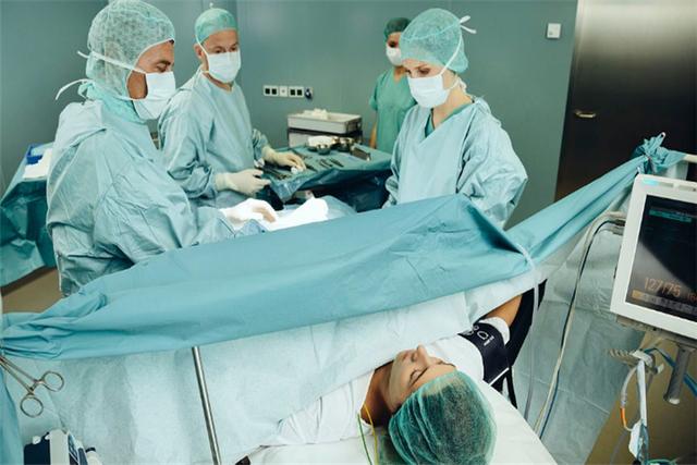 剖腹产对女性有哪些影响？3个后遗症不容忽视，没中的恢复不错