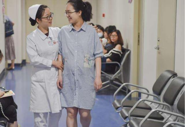 女性产后坐月子，有这三大“劫难”要经历，一点也不比生孩子轻松