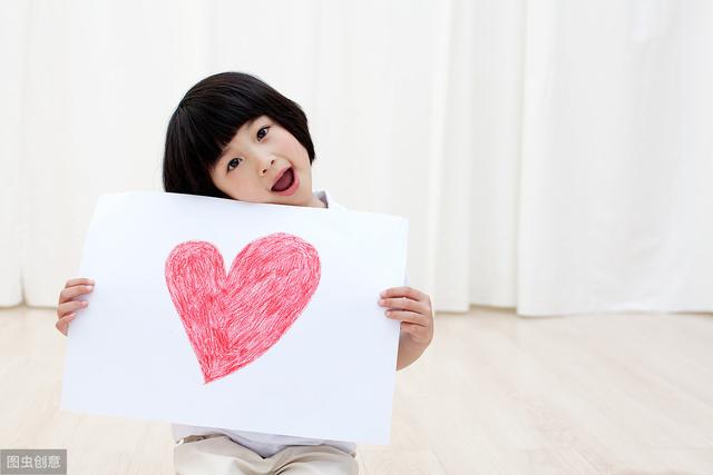 夸孩子别再说“你真棒”了，三招夸奖法让你的孩子更聪明！