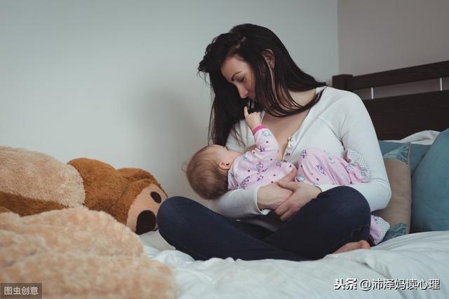 喂奶姿势不对，宝宝与宝妈两败俱伤，这3种常见伤害要当心