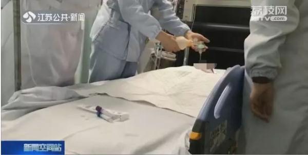 7个月大男婴救不回来了！只因奶奶喂了……“我没命地抠，都没抠出来