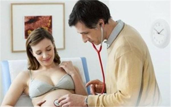 生孩子时，先见红还是先破水？到底哪一种情况更乐观？