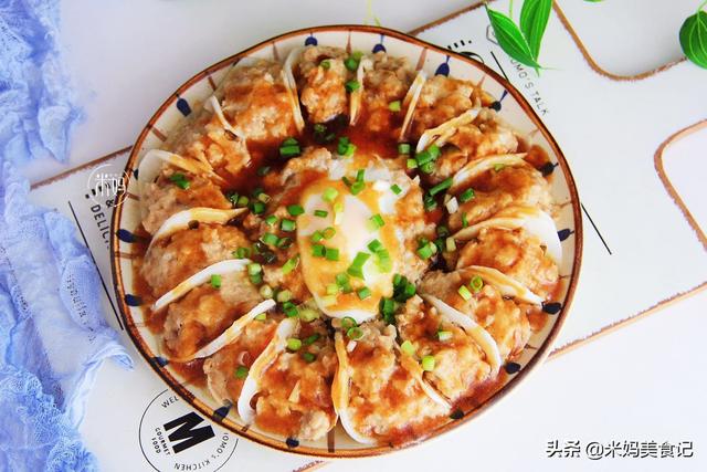 天热最爱这个菜，蒸一蒸10分钟搞定，健康营养，鲜美到口水直流！