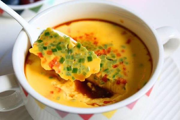 鸡蛋花样辅食盘点，用鸡蛋给娃做辅食，这些做法别错过