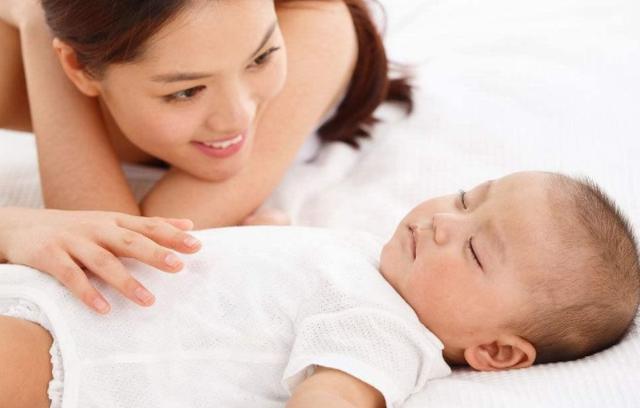背奶到底有多难？上班后的妈妈应该如何背奶？职场宝妈应该知道