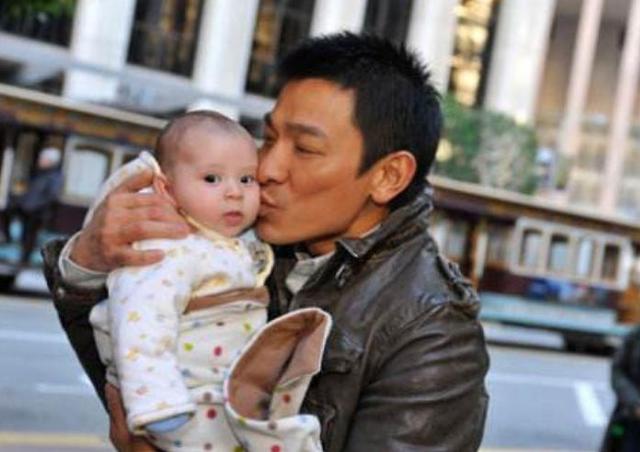 男人的生育力很强大，到了多少岁还能有孩子？
