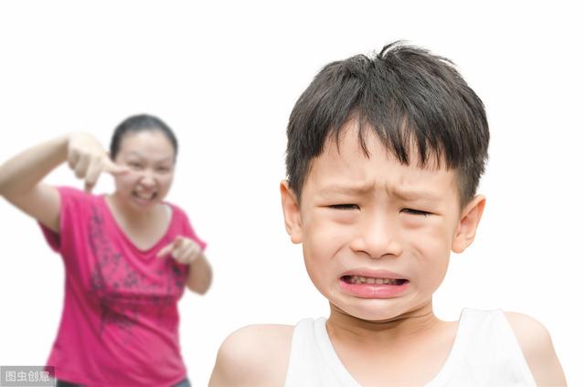 打孩子不止伤害了孩子，对家长自身也是一种损耗！