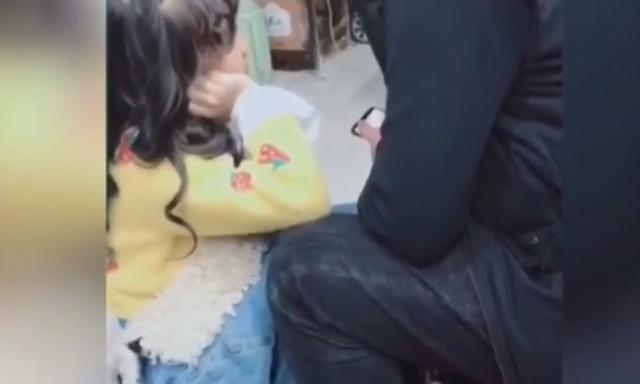 抖音“劝架萌娃”火了！苦口婆心劝爸爸：妈妈看上你不容易！