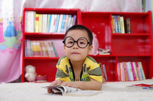孩子上没上兴趣班，10年后差距立现，家长别拖孩子后腿