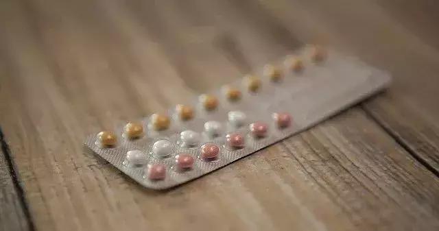 怀孕期间白癜风复发，能不能吃药？
